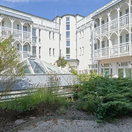 Auf Ruegen Apartment *